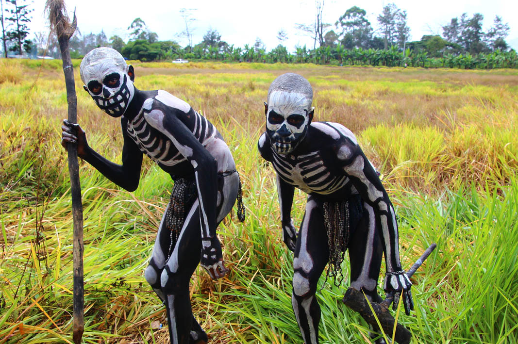 Oma Masalai Skeleton Dancers, Crooked Compass.